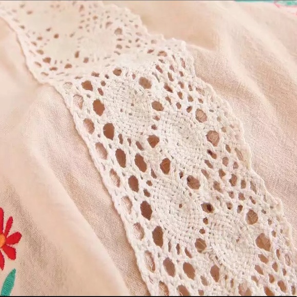 LAST ONE Embroidered Floral Midi Dress - Picture 15 of 16